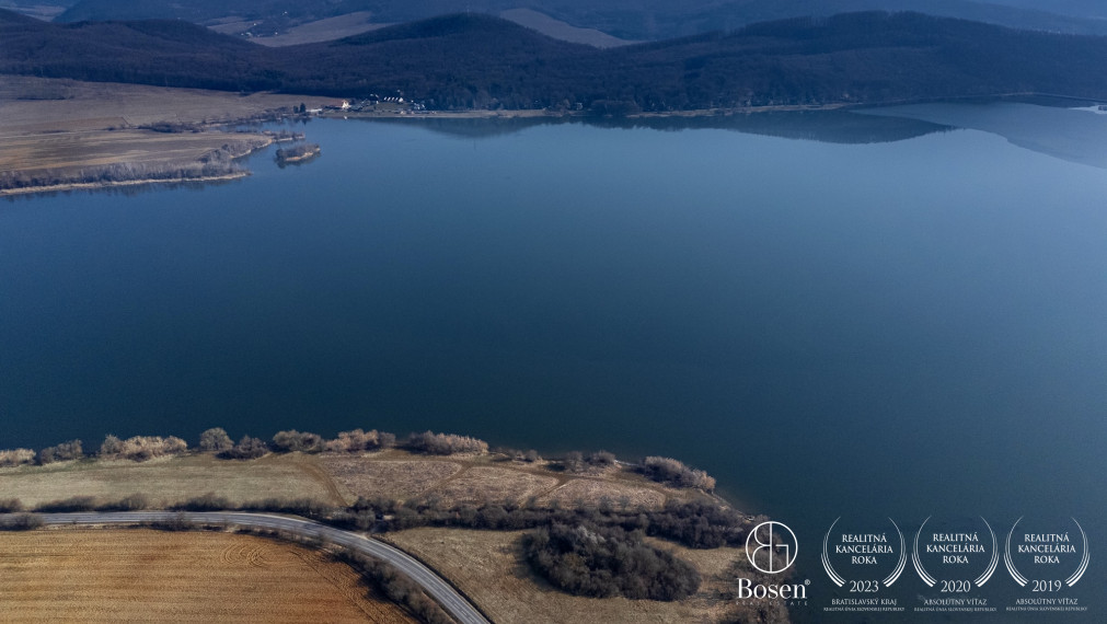 BOSEN | Rekreačná chata pri vodnej nádrži Ružiná