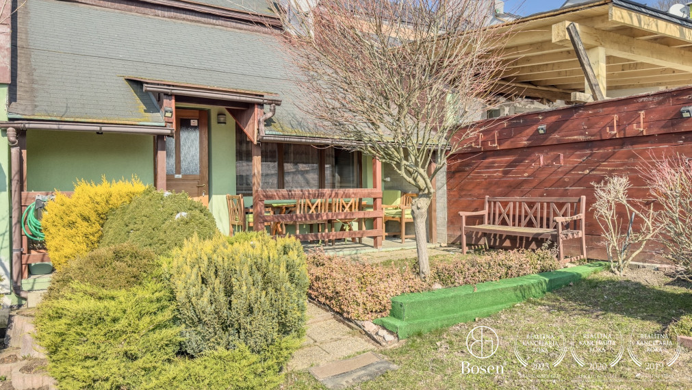 BOSEN | Chata priamo pri vodnej nádrži Ružiná