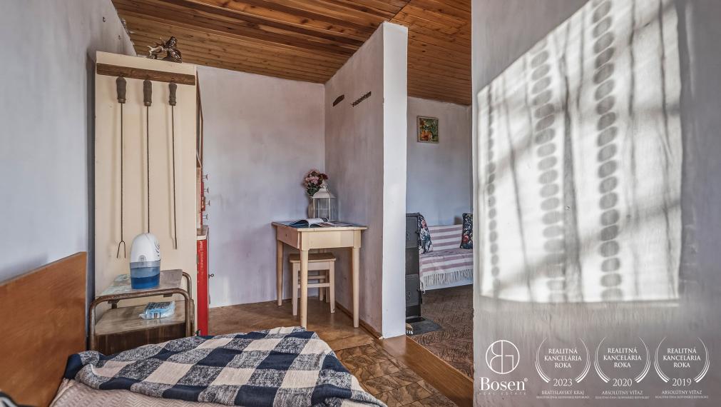 BOSEN | Záhradná chatka s pivnicou a skleníkom – Starý Juh