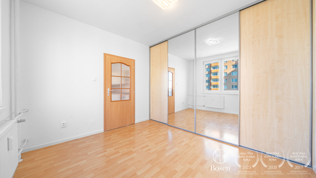 BOSEN | Slnečný 3 izbový byt s balkónom, Senica