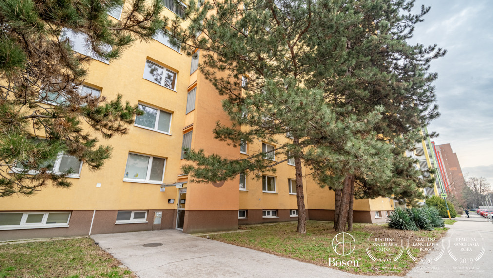 BOSEN | Kompletne zrekonštruovaný 4 izbový byt, 82m2, Medveďovej, Petržalka