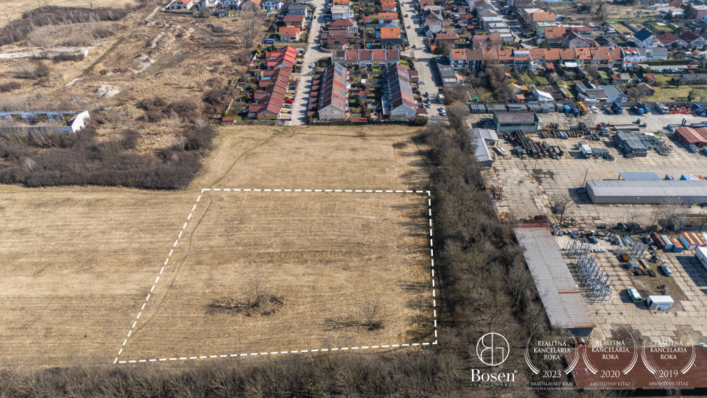 BOSEN | Investičný pozemok  Stupava, 10 000 m²