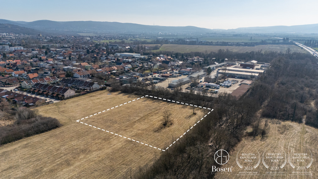 BOSEN | Investičný pozemok  Stupava, 10 000 m²