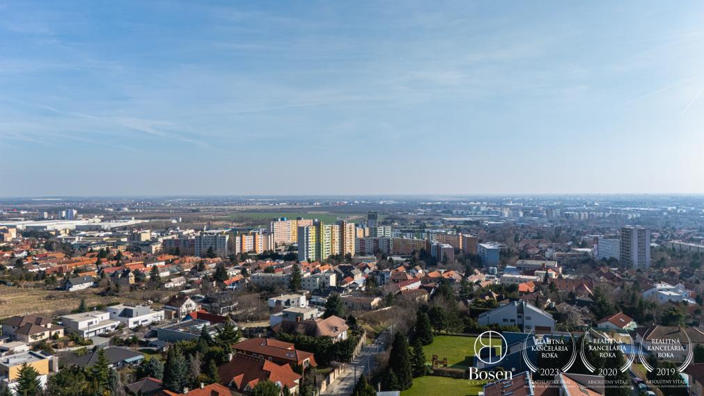 BOSEN | Pozemok na výstavbu rodinného domu, BA- Rača 435 m2