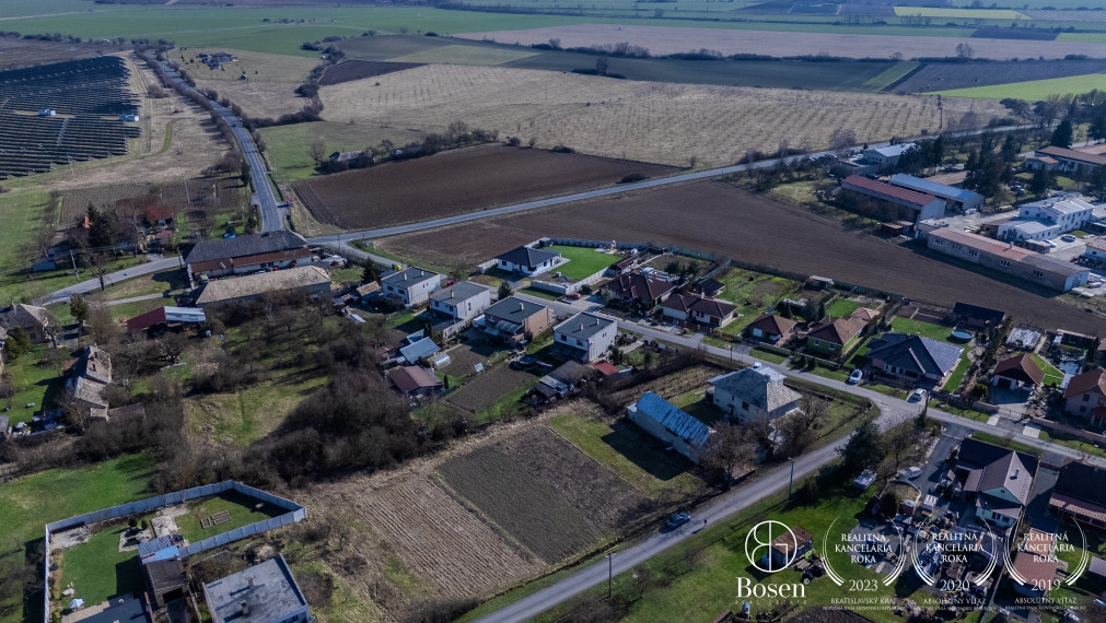 BOSEN | Stavebné pozemky v obci Buzitka, 870m2
