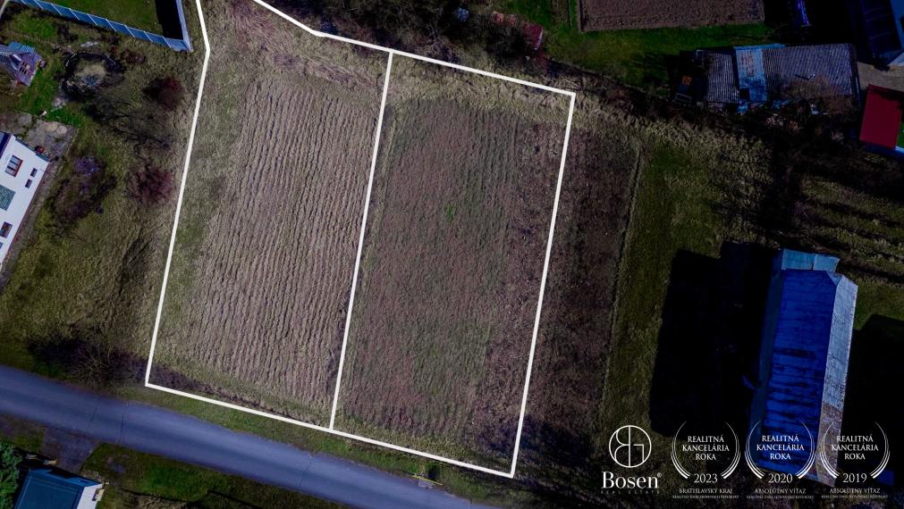 BOSEN | Stavebné pozemky v obci Buzitka, 870m2