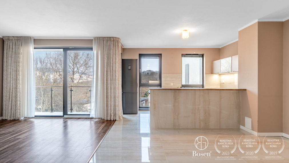 BOSEN | 3-izbový byt s terasou a balkónom, Hradný kopec, Búdkova