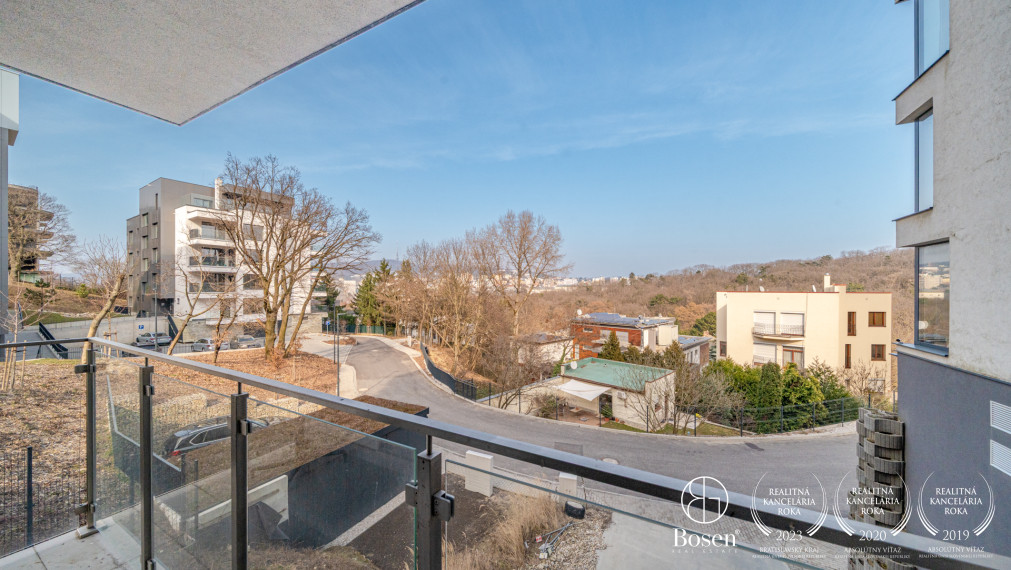 BOSEN | 3-izbový byt s terasou a balkónom, Hradný kopec, Búdkova