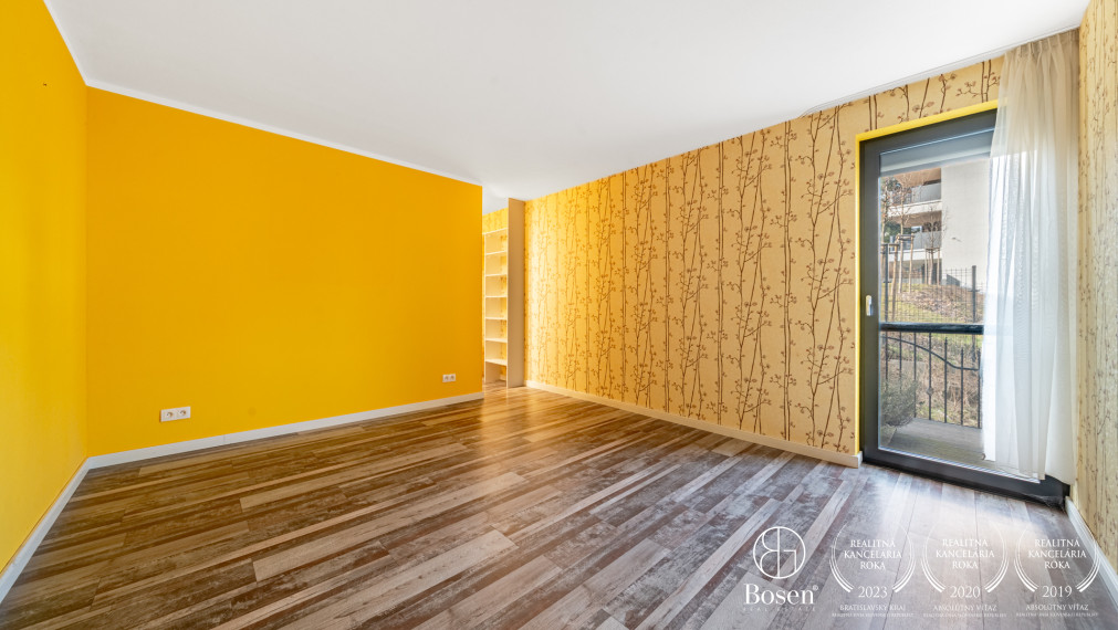 BOSEN | 3-izbový byt s terasou a balkónom, Hradný kopec, Búdkova