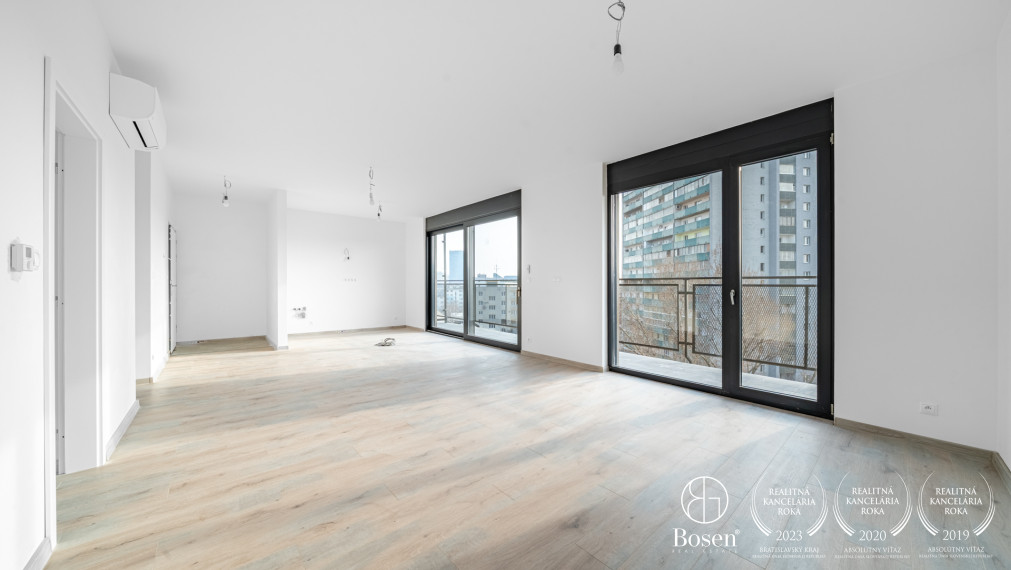 BOSEN | Svetlý 2-izbový byt s 2 terasami pri OC Central, Cyrilova ulica, Bratislava