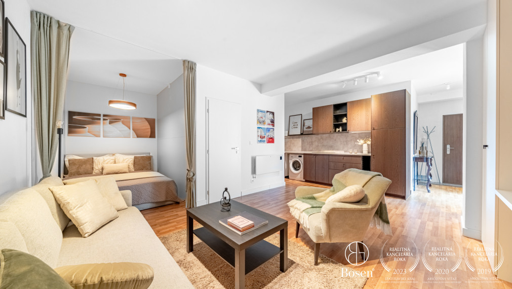 BOSEN | Štýlový 1,5-izbový byt s terasou a predzáhradkou, Horský park