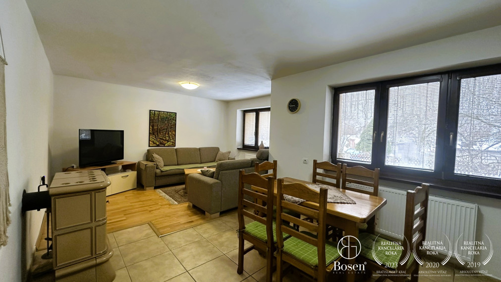 LOYALTERS | Veľký rodinný dom s garážou Rudno nad Hronom