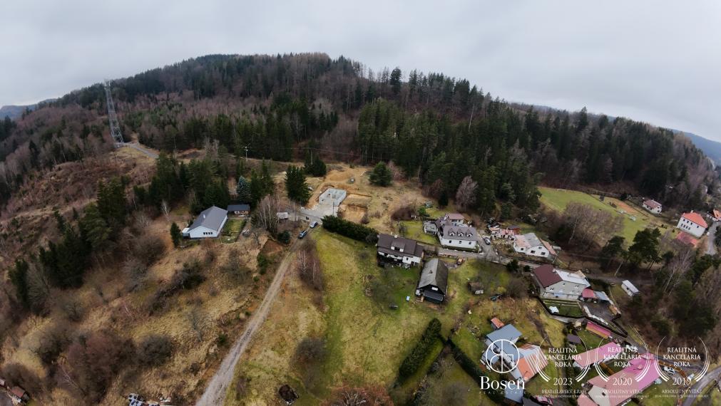 LOYALTERS | atraktívny stavebný pozemok Kremnické Bane