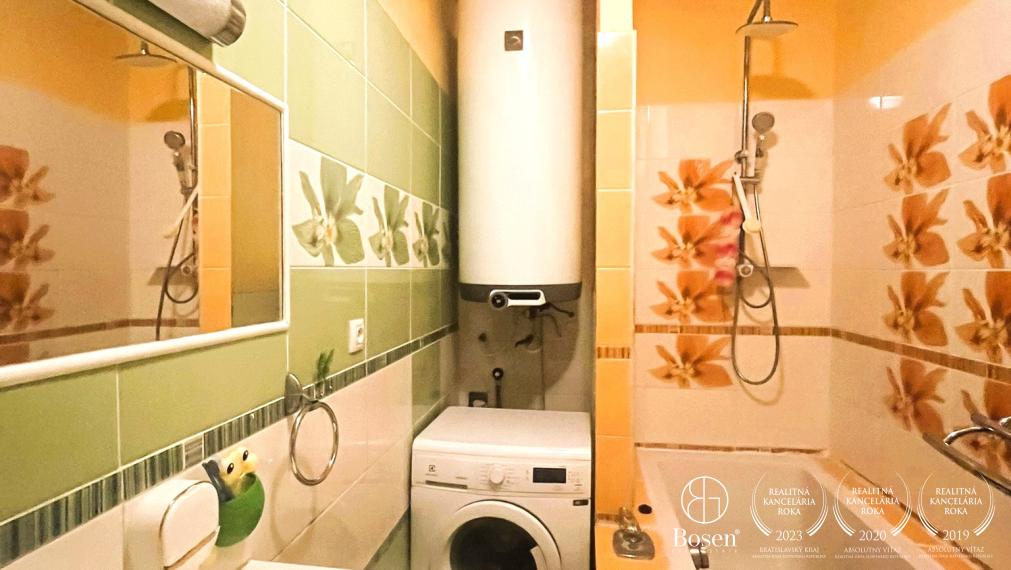 LOYALTERS |  Veľký 4-izbový byt s garážou v Janovej Lehote