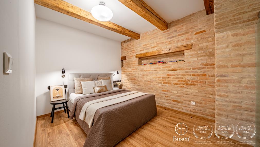 BOSEN | Dom s 2 bytovými jednotkami v centre Trnavy, 211 m2