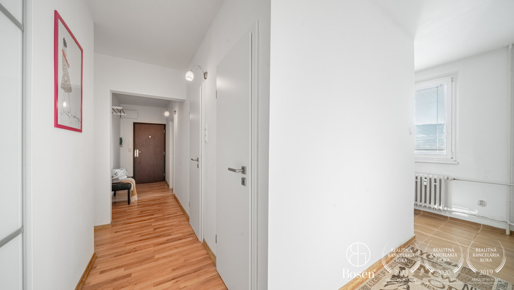 BOSEN | Priestranný 2 izbový byt Kpt. Jána Rašu, Dúbravka, 53 m2