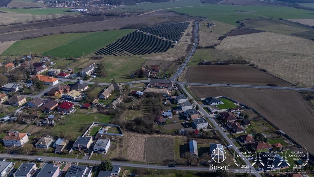 BOSEN | Stavebné pozemky v obci Buzitka
