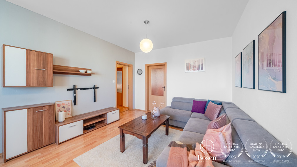 BOSEN | Zariadený 3 izbový byt, Dúbravka - Cabanova ulica