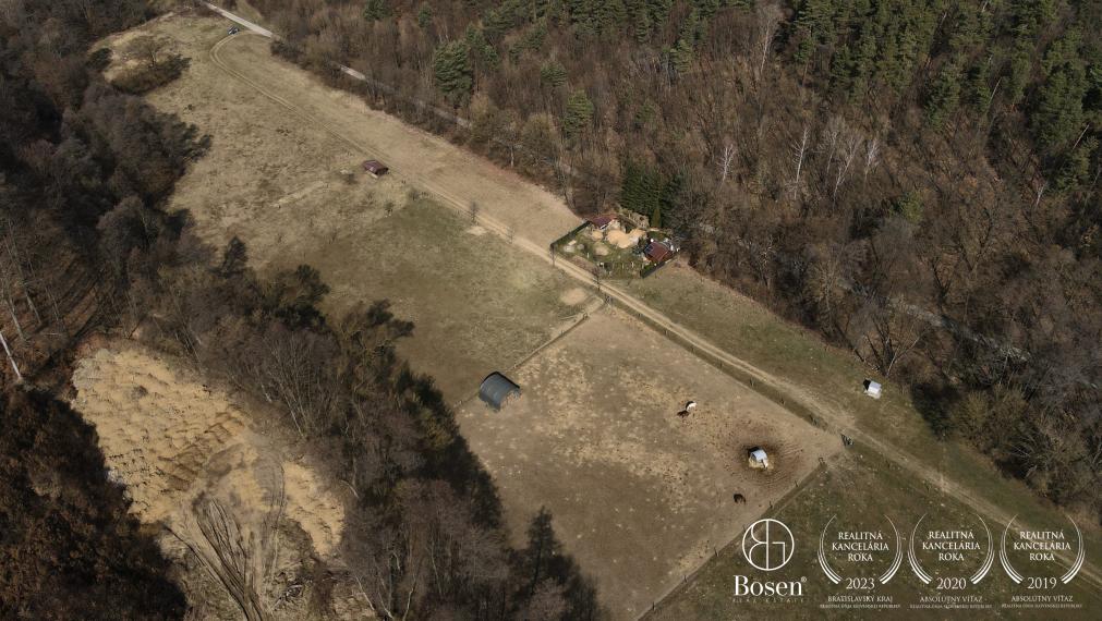 BOSEN | Na predaj pozemok v krásnom prostredí, 1564 m2 - Ľuborča