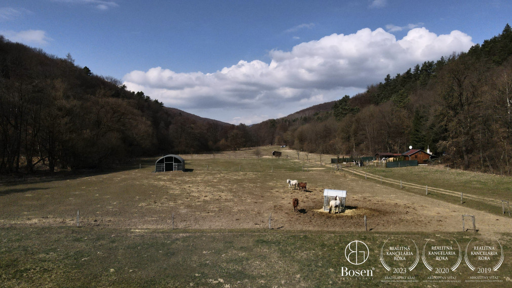 BOSEN | Na predaj pozemok v krásnom prostredí, 1564 m2 - Ľuborča