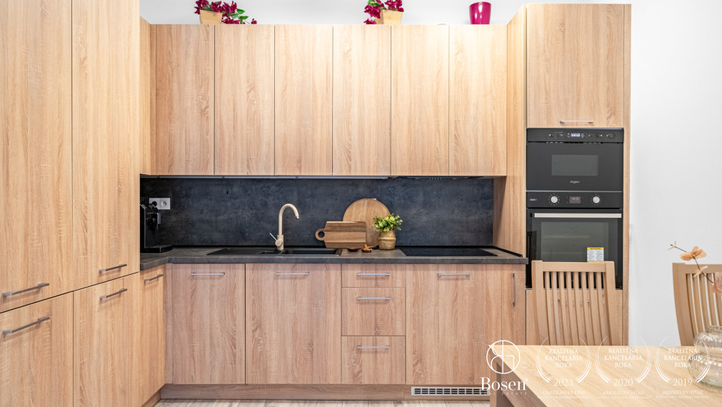 BOSEN | 2-izbový byt so záhradkou a parkovacím státím v novostavbe, 104,3 m², Ružinov, Na Piesku