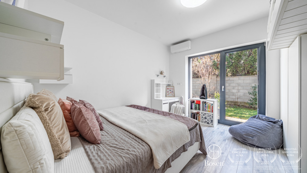 BOSEN | 2-izbový byt so záhradkou a parkovacím státím v novostavbe, 104,3 m², Ružinov, Na Piesku