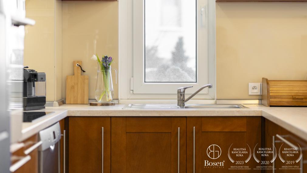 BOSEN | Morning coffee on the terrace with a view – 3-room apartment, Tupého Street, Bratislava – Vinohrady, 107 m²