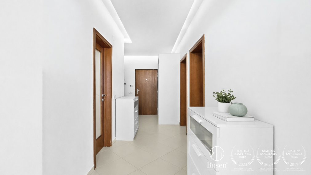 BOSEN | Morning coffee on the terrace with a view – 3-room apartment, Tupého Street, Bratislava – Vinohrady, 107 m²