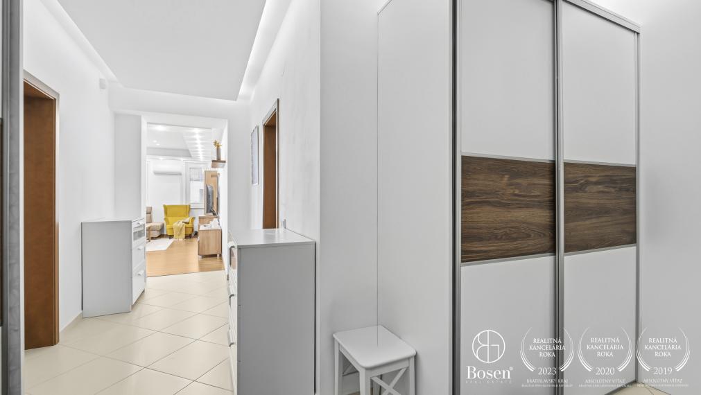 BOSEN | Morning coffee on the terrace with a view – 3-room apartment, Tupého Street, Bratislava – Vinohrady, 107 m²