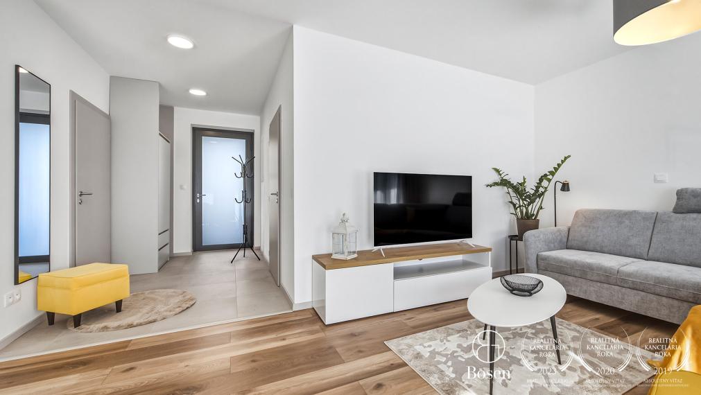 BOSEN | 2-izbový apartmán s terasou v rezidencii, Mengusovce