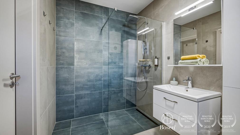 BOSEN | 2-izbový apartmán s terasou v rezidencii, Mengusovce