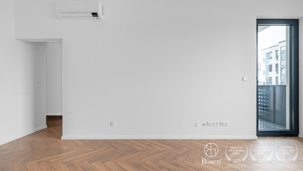 LOYALTERS | Predaj 3-izbového apartmánu s balkónom 82m2 | Kesselbauer |