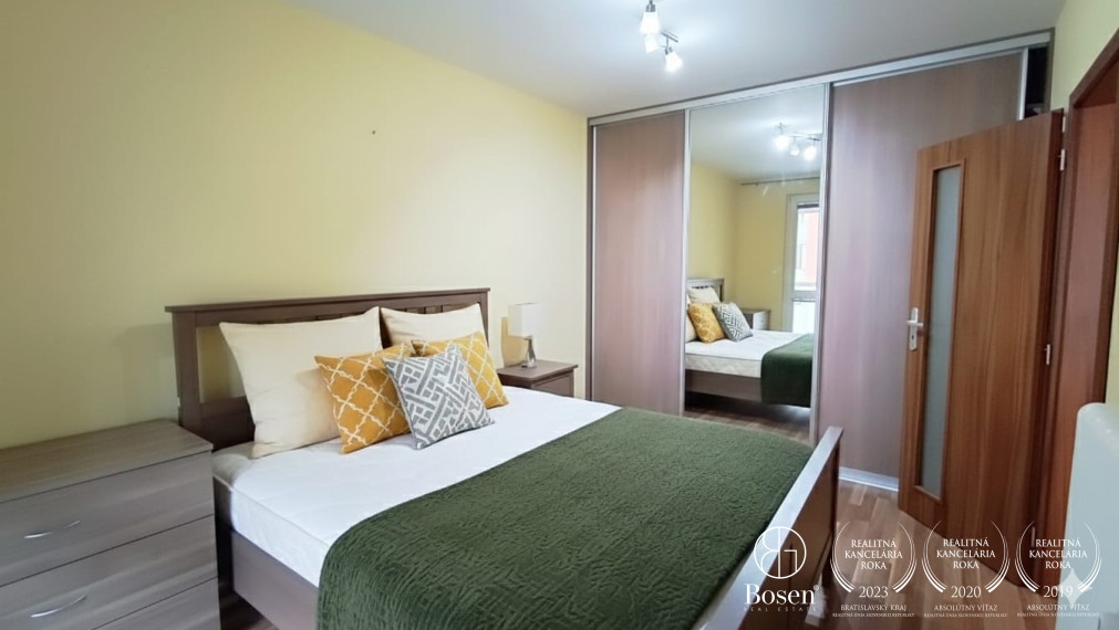 BOSEN | PRENÁJOM Zariadený a priestranný 3-izbový byt s loggiou – Galanta (Sever)