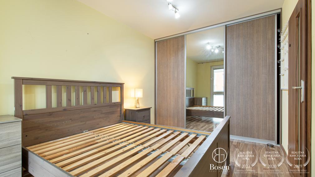 BOSEN | PRENÁJOM Zariadený a priestranný 3-izbový byt s loggiou – Galanta (Sever)