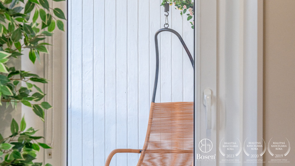 BOSEN | Kompletne zariadený, zrekonštruovaný 3-izbový byt s loggiou, 76,8 m2, Lamač, Studenohorská