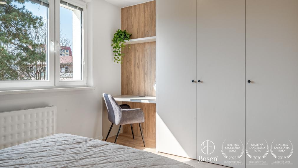 BOSEN | Kompletne zariadený, zrekonštruovaný 3-izbový byt s loggiou, 76,8 m2, Lamač, Studenohorská