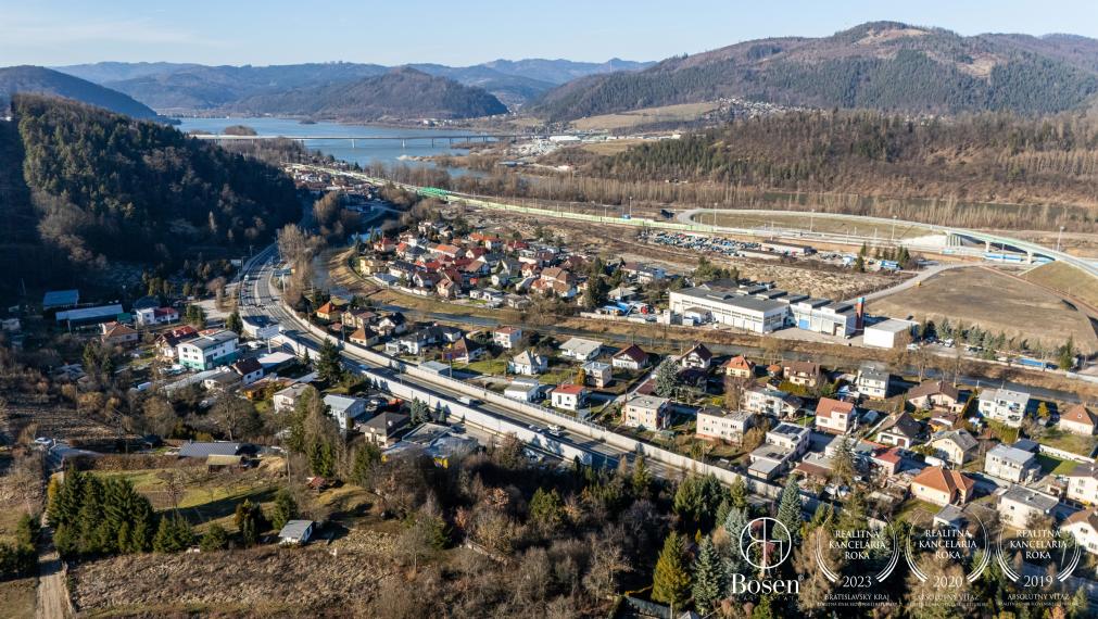 BOSEN | Rekreačný pozemok na stavbu chaty, 2004 m², Strážov