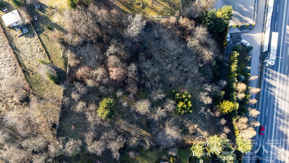 BOSEN | Rekreačný pozemok na stavbu chaty, 2004 m², Strážov