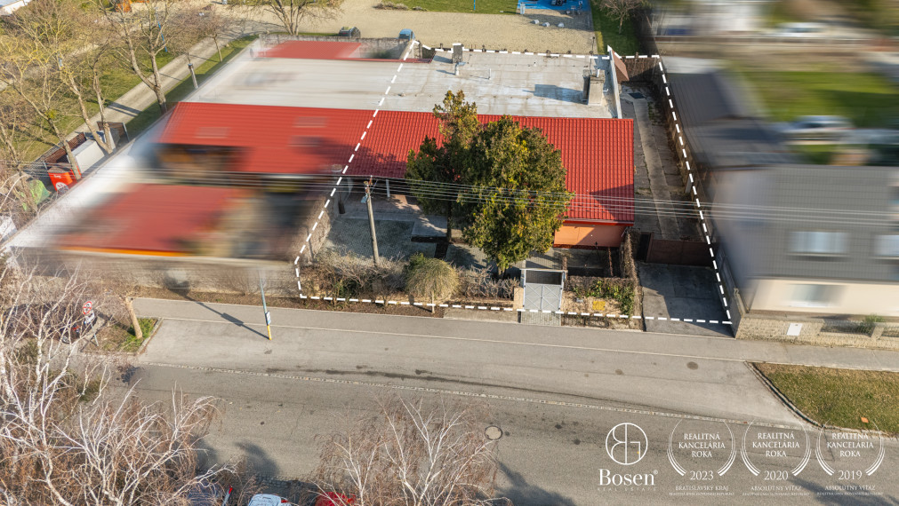 BOSEN | Reštaurácia s pozemkom na predaj, Bratislava - Čunovo,investičná príležitosť + bývanie 30 %