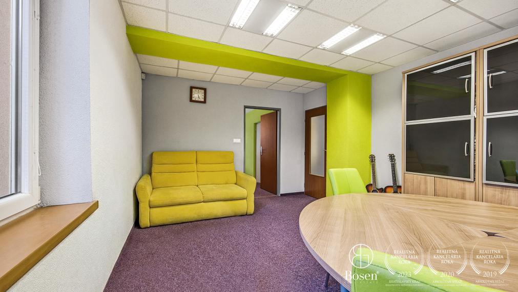 BOSEN |Podnikateľský priestor / byt v širšom centre Popradu