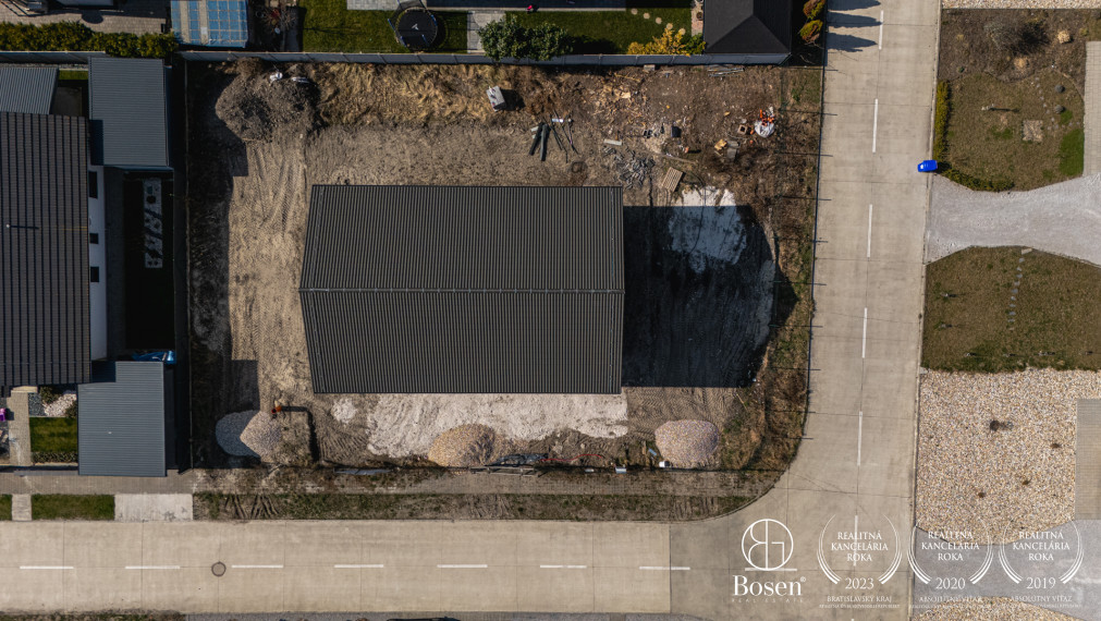 BOSEN | Na predaj moderná novostavba 5-izb. rodinného domu