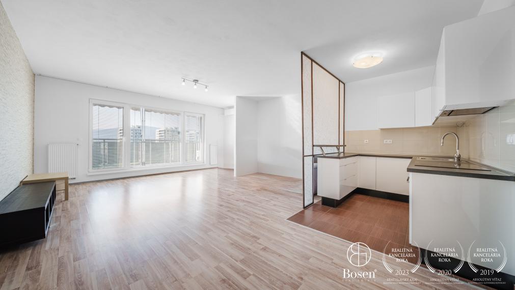 BOSEN | Na predaj veľkometrážna klimatizovaná garsónka – La Vita,Pezinok