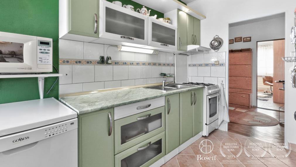 BOSEN | 3 izbový byt, REZERVOVANÉ