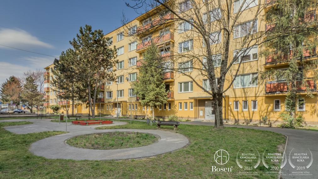 BOSEN | 3 izbový byt, REZERVOVANÉ