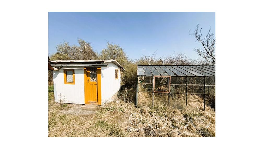 Na predaj záhrada s chatkou - Žabí majer, Bratislava - Rača