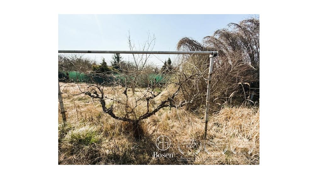 Na predaj záhrada s chatkou - Žabí majer, Bratislava - Rača