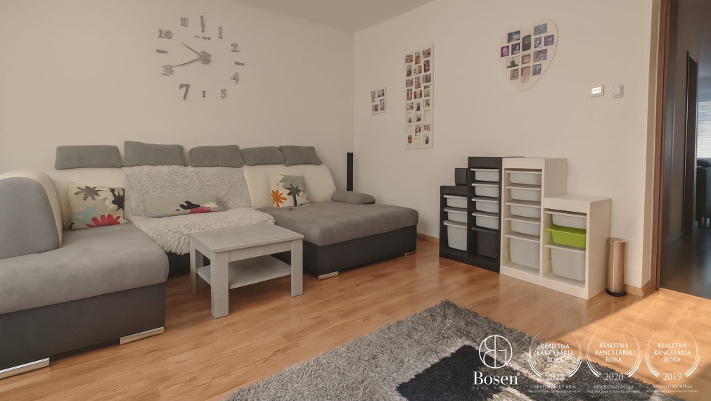 BOSEN | Rodinný dom s veľkým pozemkom – Rohovce, okres DS