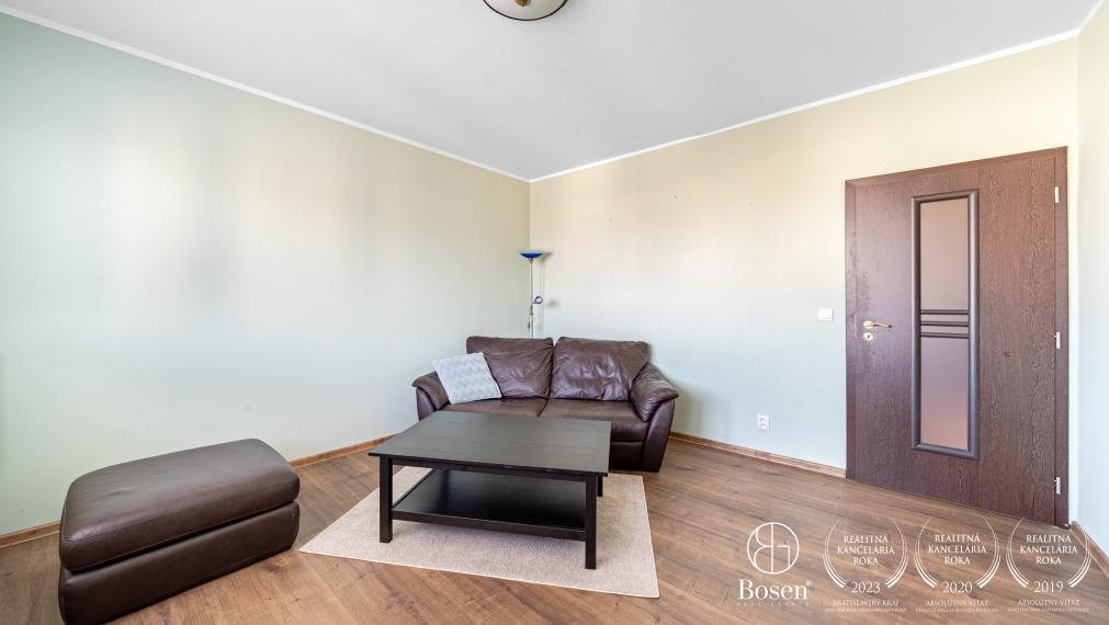 BOSEN | 3 izbový byt s loggiou a klímou 68 m2, Ševčenkova