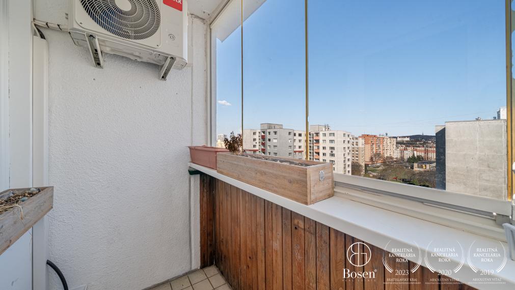 BOSEN | 3 izbový byt s loggiou a klímou 68 m2, Ševčenkova