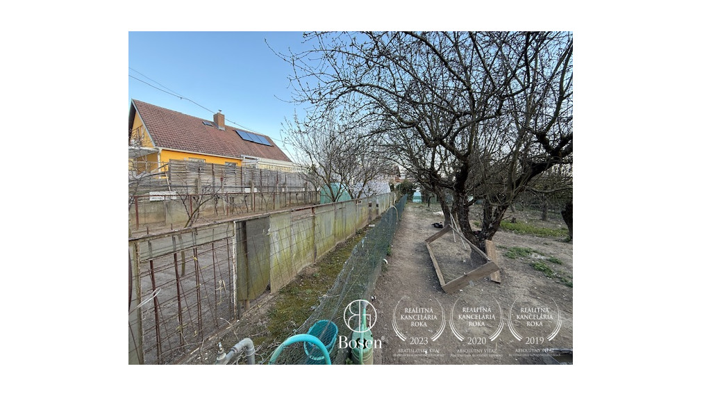 Predaj stavebného pozemku 563 m2 v Ivanke pri Dunaji